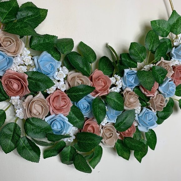 Beautiful Springtime Floral Wreath - Picture 5 of 7